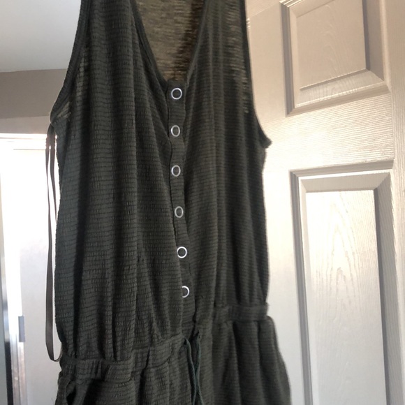 Lightly worn olive green romper - Picture 2 of 3